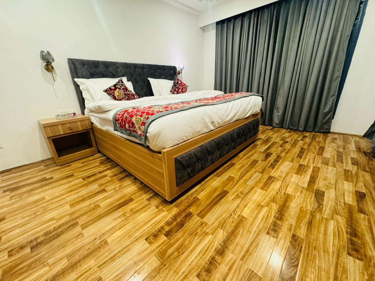 De Elaaf The Luxury Stay Srinagar  Ngoại thất bức ảnh