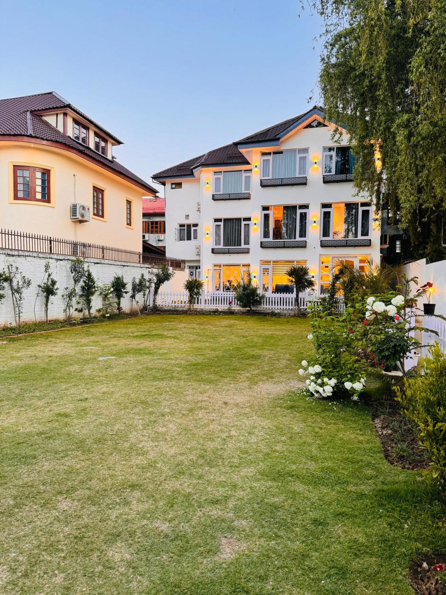 De Elaaf The Luxury Stay Srinagar  Ngoại thất bức ảnh